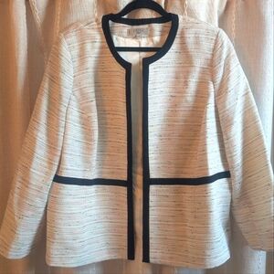 Kasper Cream and Black Blazer Jacket. Plus Size.